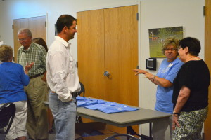 T-Shirt Table